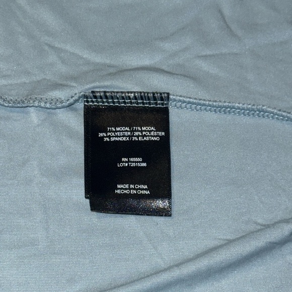 32 Degrees Cool Women's Soft Luxe Short Sleeve V-Neck Top, XXL Blue - Picture 13 of 14